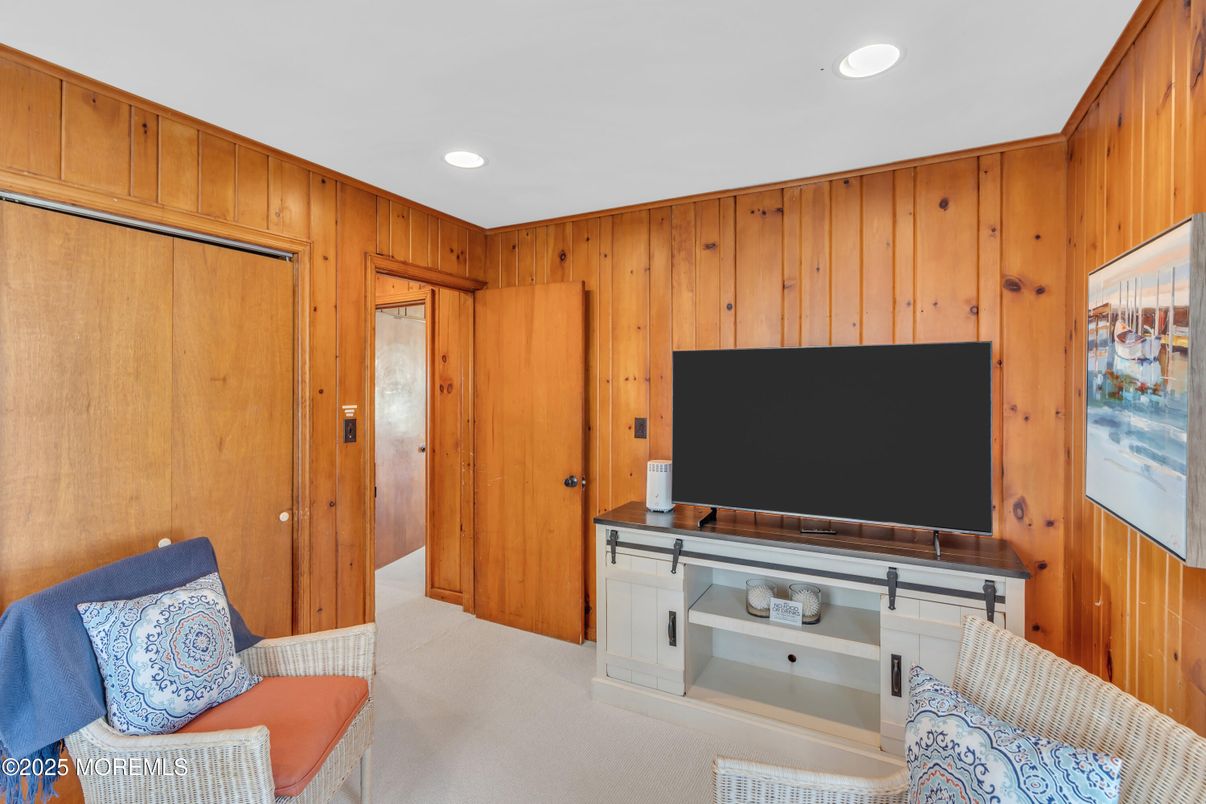 Interior, Recessed Lighting, Wooden Walls