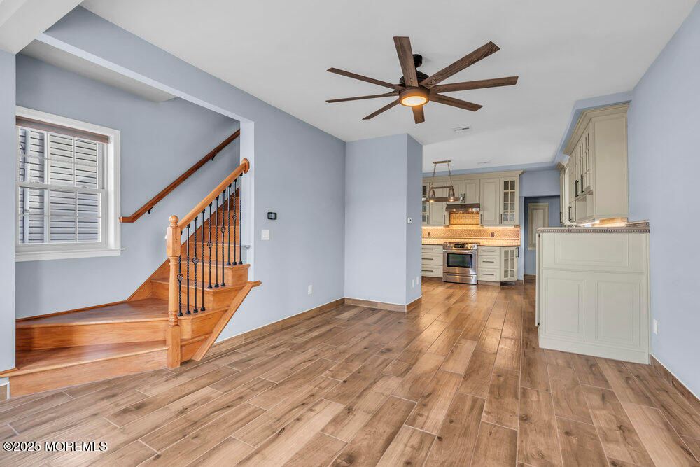 Empty room, Interior, Kitchen, Pendant Lights, Wood Texture Flooring