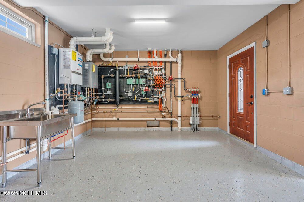 Fitness Equipment, Interior