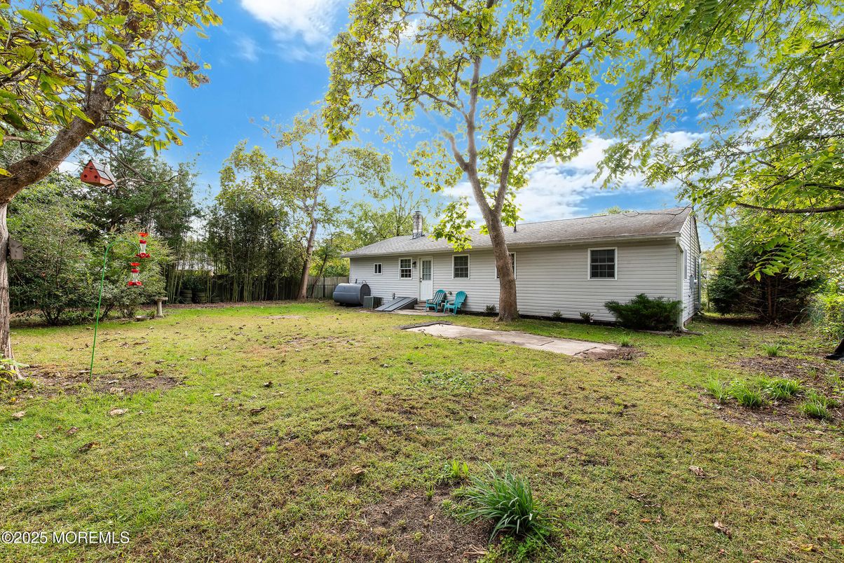 Backyard, Exterior