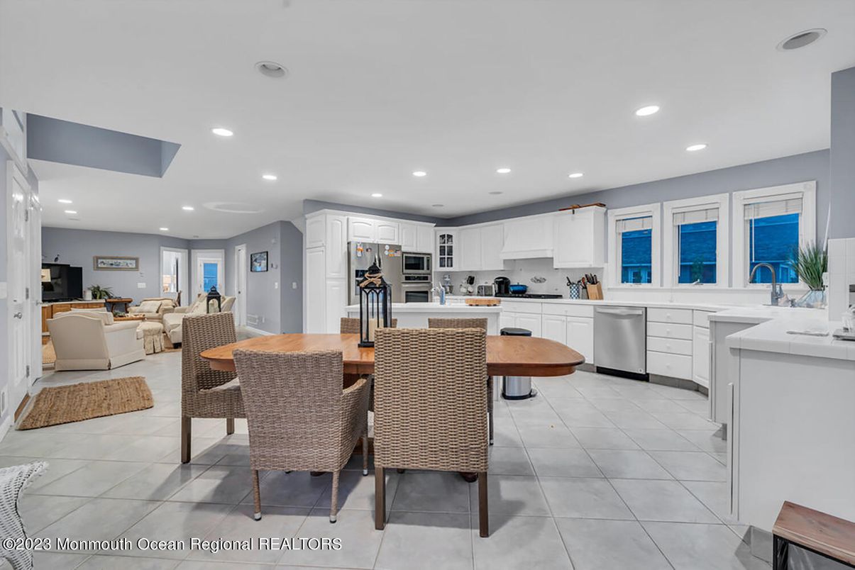 Dining room, Interior, Kitchen, Living room, Recessed Lighting, Stainless Steel Appliances