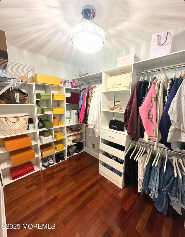 Interior, Pendant Lights, Walk-in Closets, Wood Texture Flooring