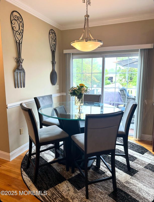Dining room, Interior, Wood Texture Flooring