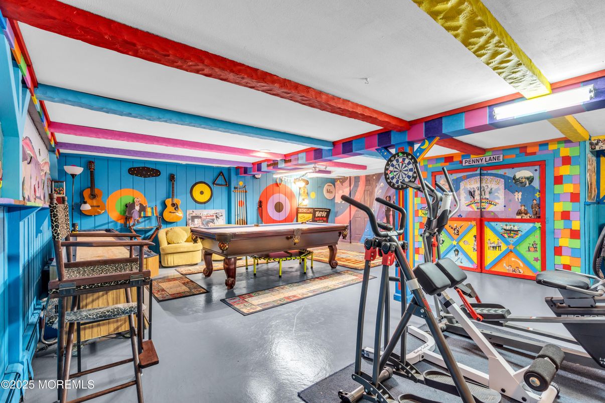 Fitness Equipment, Game Room, Interior