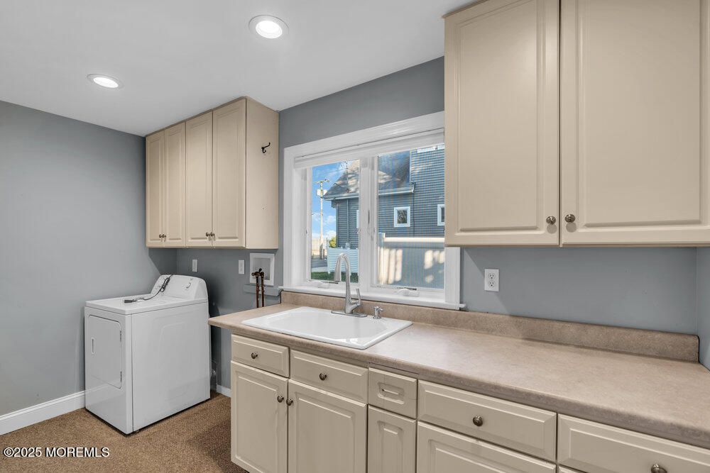 Interior, Recessed Lighting, Washer