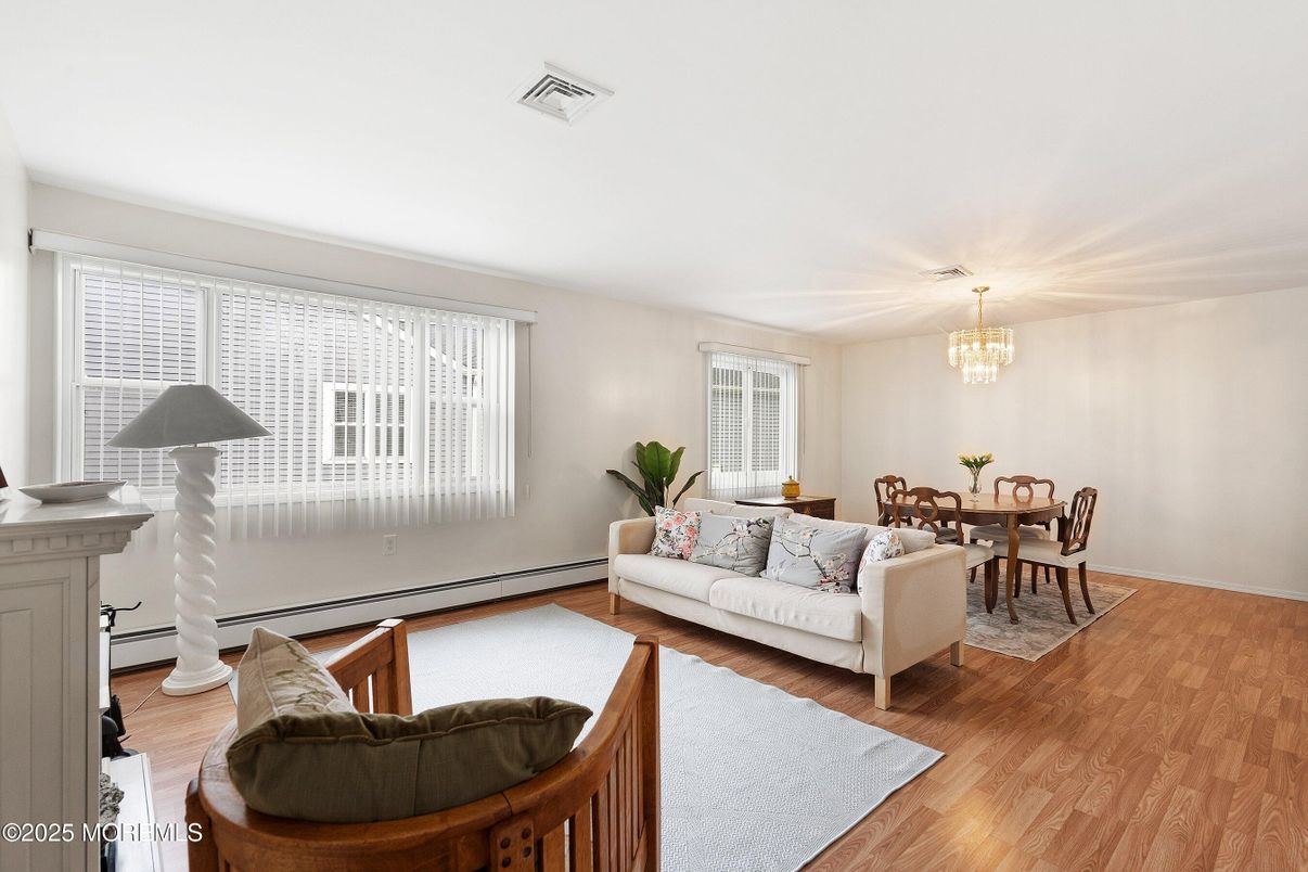 Chandelier, Dining room, Interior, Living room, Wood Texture Flooring