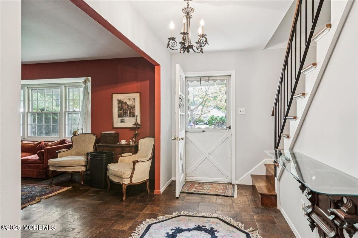 Chandelier, Interior, Wood Texture Flooring