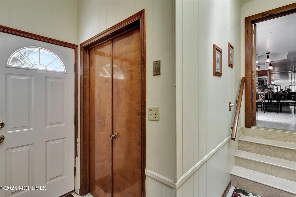 Dining room, Interior