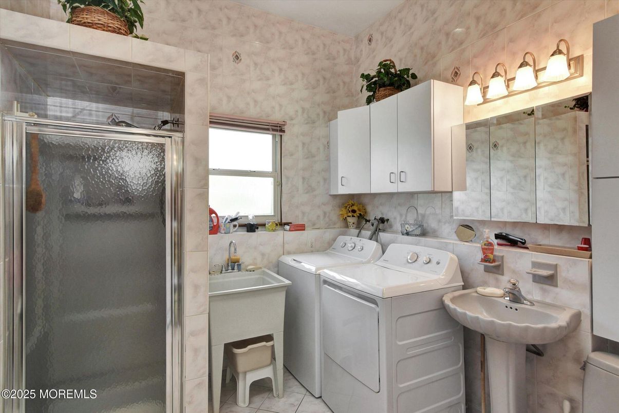 Bathroom, Interior, Washer