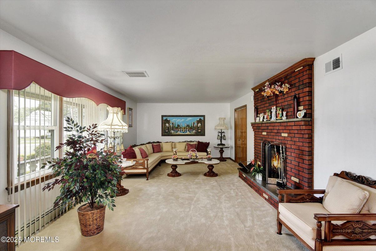 Fireplace, Interior, Living room