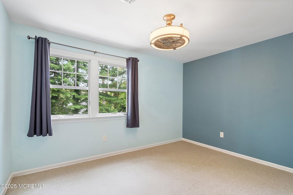 Chandelier, Empty room, Interior