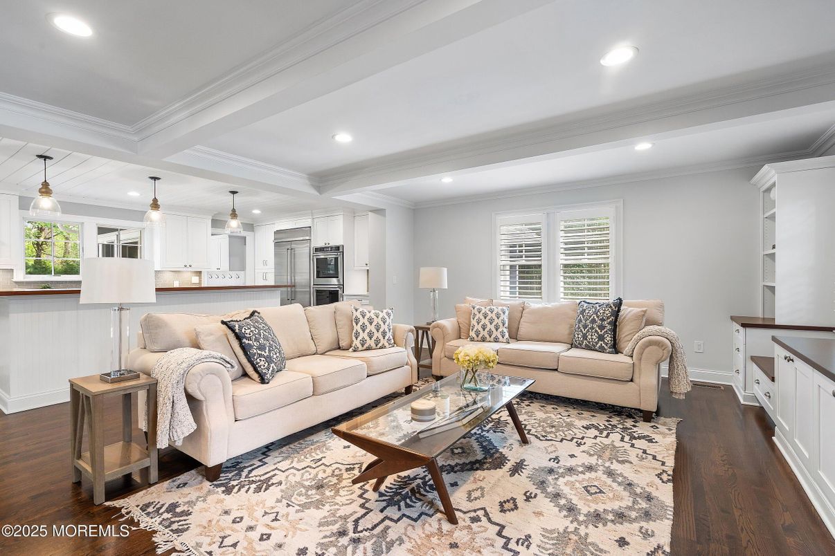Interior, Kitchen, Living room, Pendant Lights, Recessed Lighting, Stainless Steel Appliances, Wood Texture Flooring