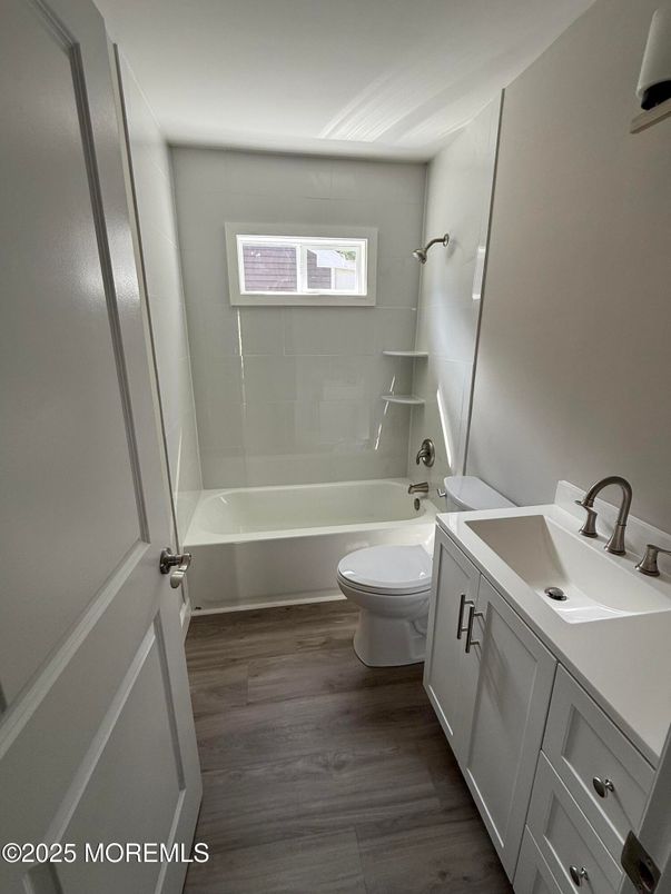 Bathroom, Dual Sink Vanities, Interior, Wood Texture Flooring