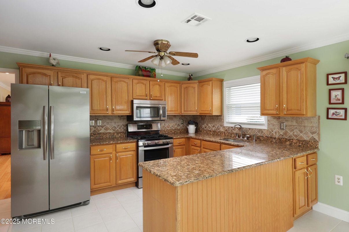 Interior, Kitchen, Recessed Lighting