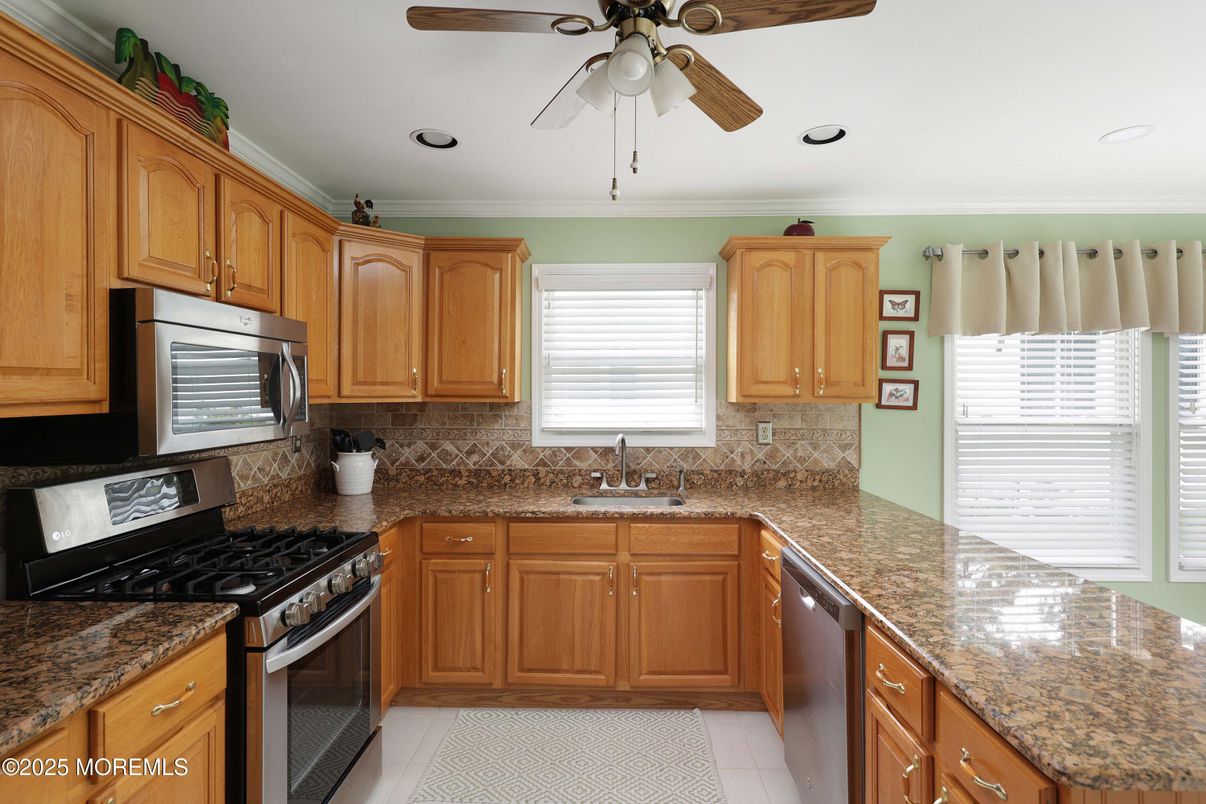 Interior, Kitchen, Recessed Lighting