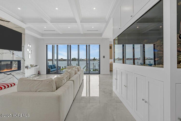 Fireplace, Interior, Living room, Recessed Lighting, Water