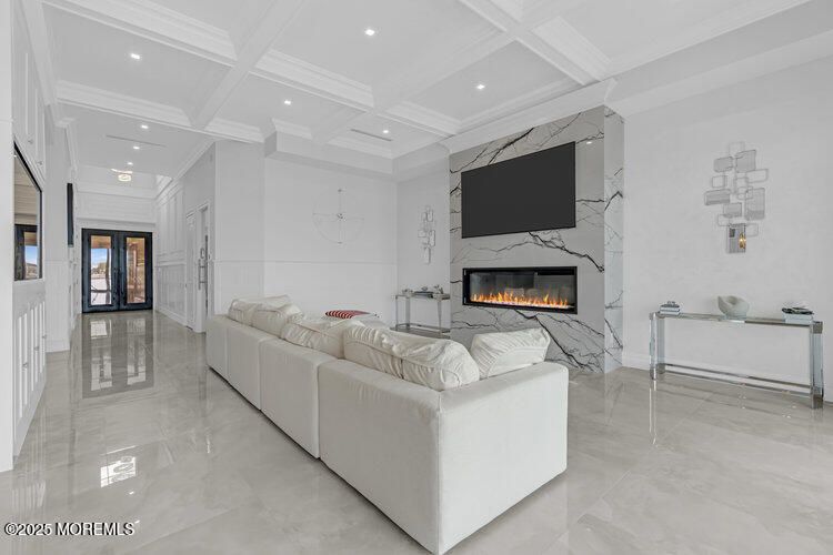 Fireplace, Interior, Living room, Recessed Lighting