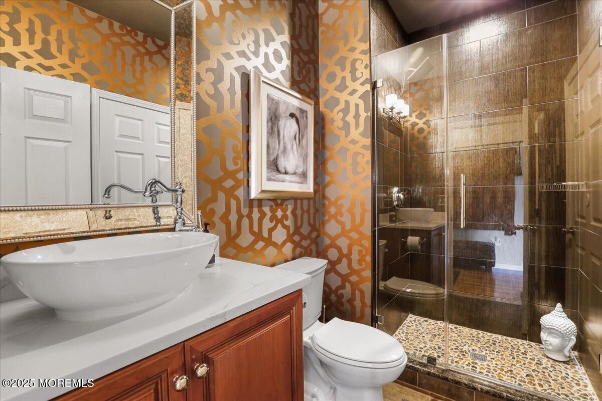Bathroom, Glass Shower, Interior