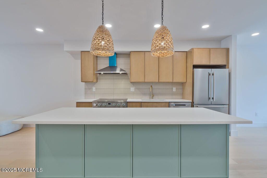 Interior, Kitchen, Pendant Lights, Recessed Lighting, Stainless Steel Appliances