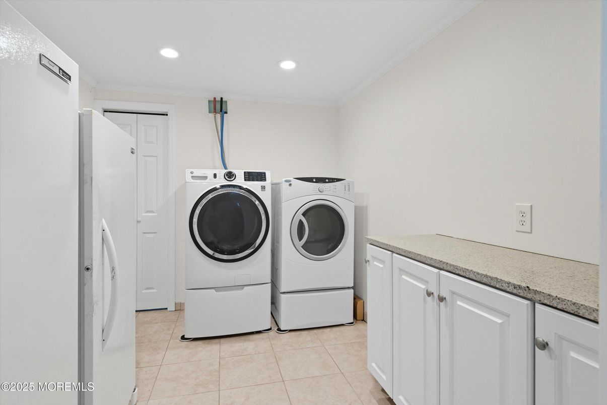 Interior, Recessed Lighting, Washer
