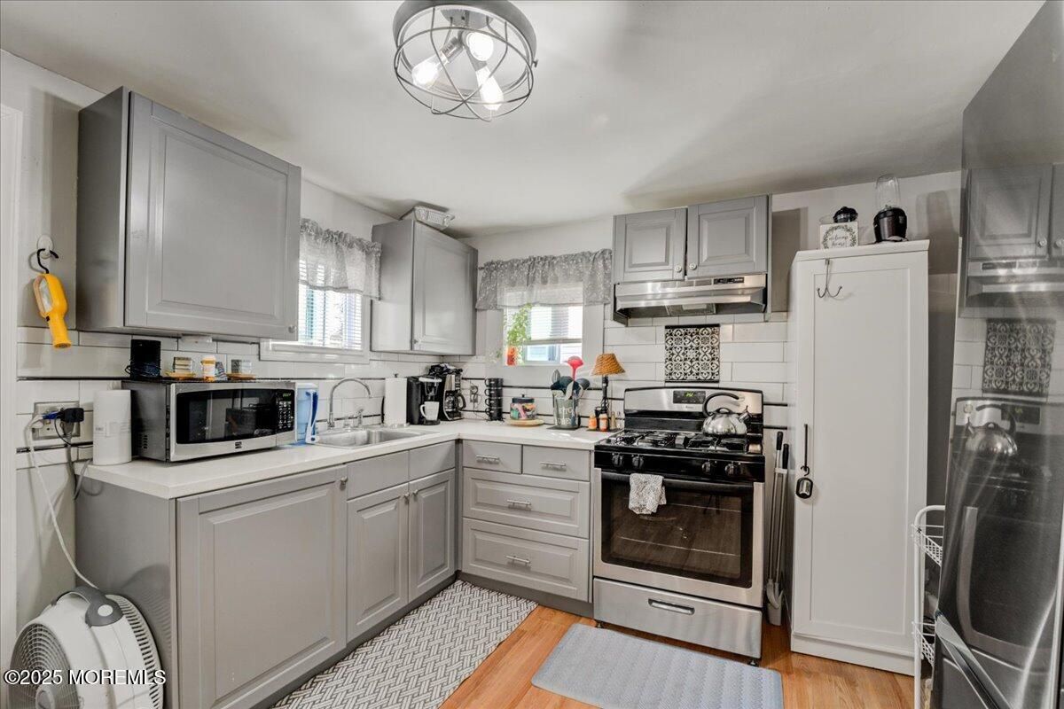Interior, Kitchen, Stainless Steel Appliances, Wood Texture Flooring
