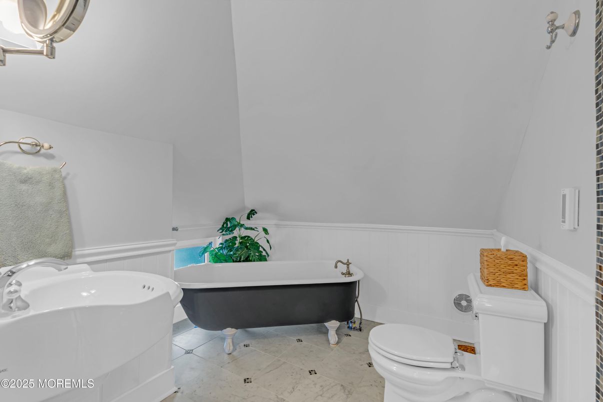 Bathroom, Free Standing Baths, Interior, Marble