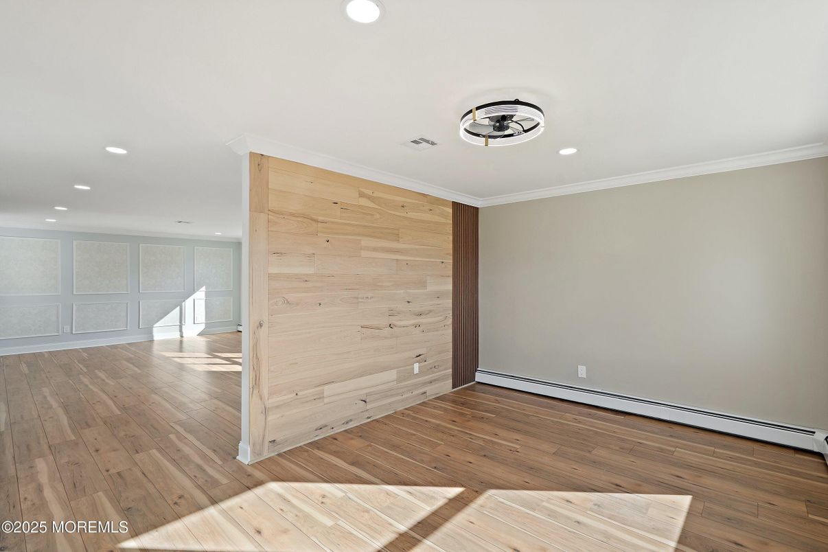 Empty room, Interior, Recessed Lighting, Wood Texture Flooring, Wooden Walls