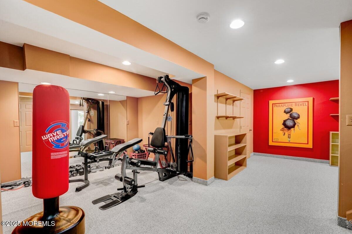 Fitness Equipment, Interior, Recessed Lighting