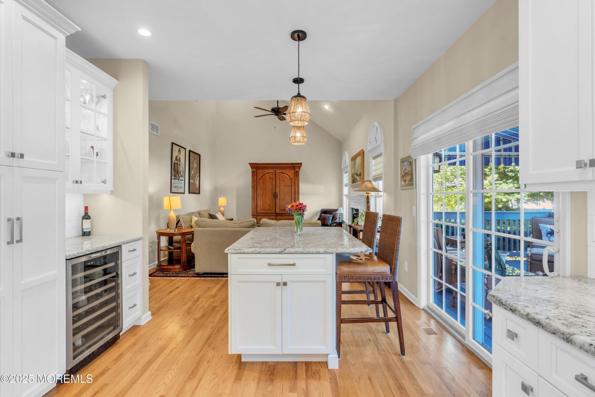 Interior, Living room, Pendant Lights, Recessed Lighting, Wood Texture Flooring