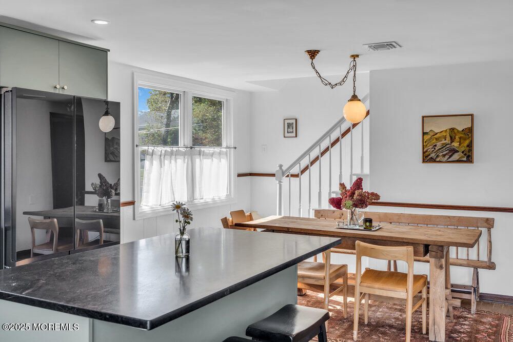 Dining room, Interior, Pendant Lights, Recessed Lighting