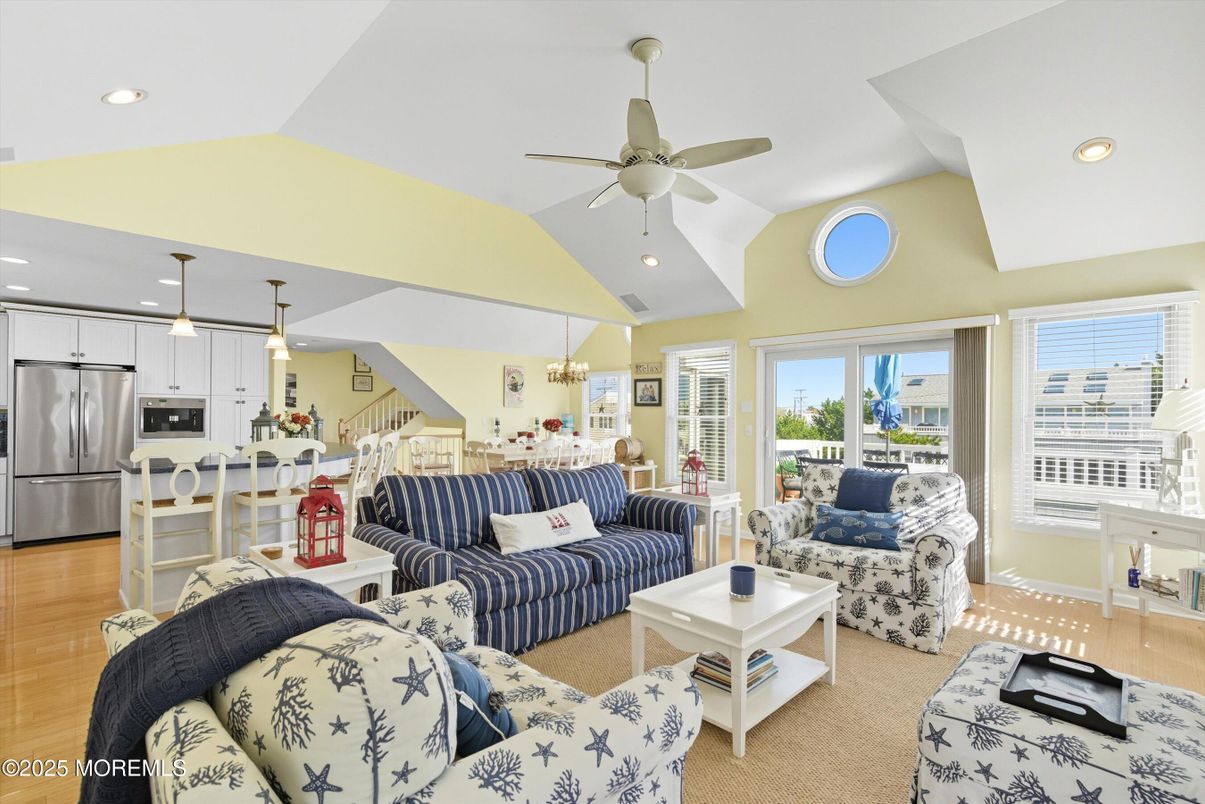 Interior, Kitchen, Living room, Pendant Lights, Recessed Lighting, Stainless Steel Appliances, Wood Texture Flooring