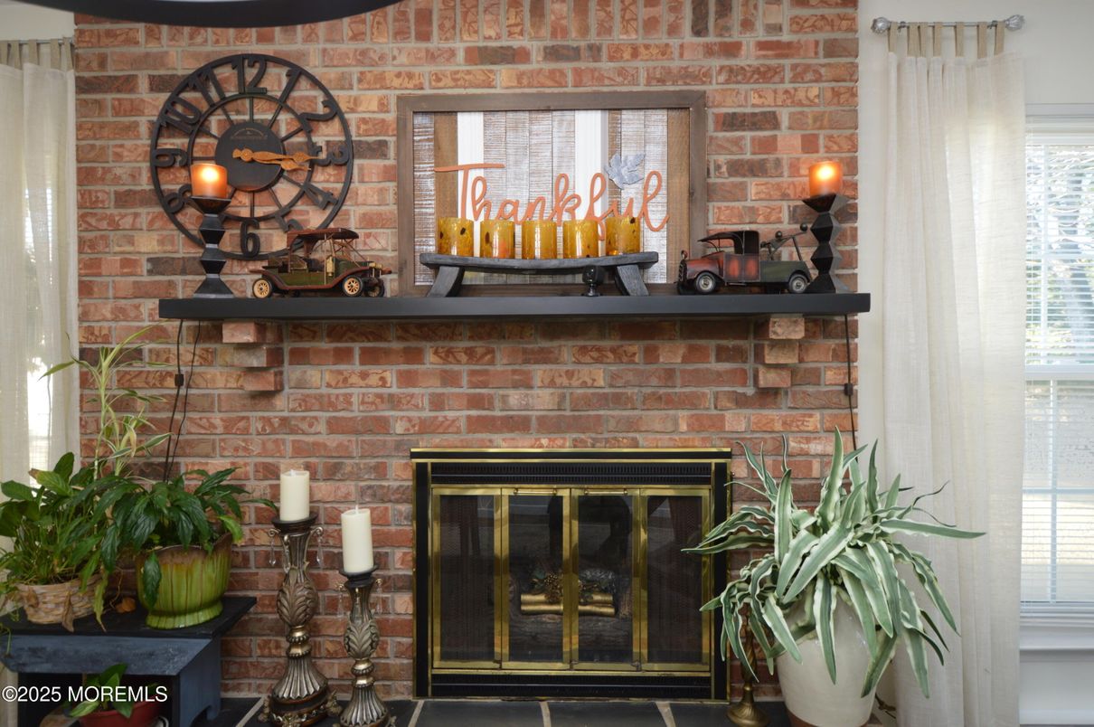 Exterior, Fireplace