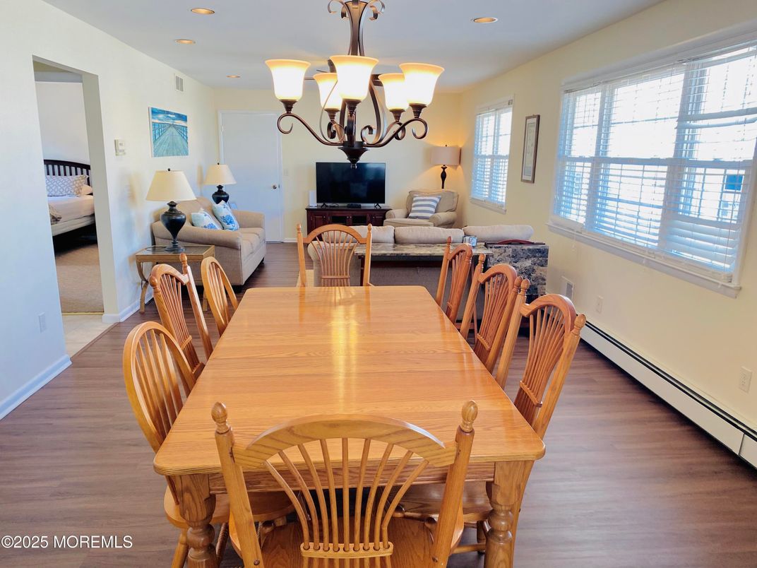 Chandelier, Dining room, Interior, Living room, Recessed Lighting, Wood Texture Flooring