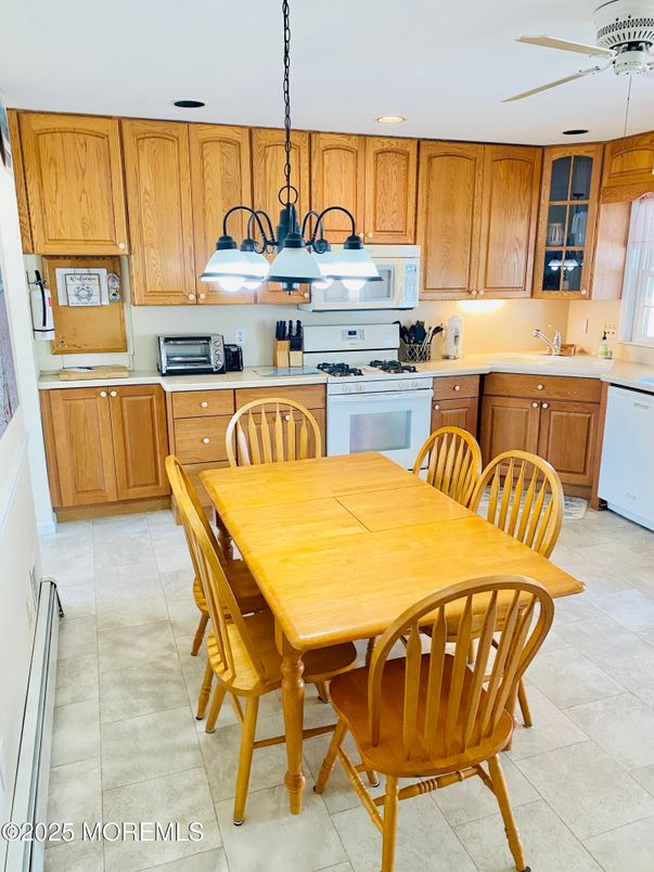 Dining room, Interior, Kitchen, Pendant Lights, Recessed Lighting