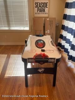 Game Room, Interior, Wood Texture Flooring