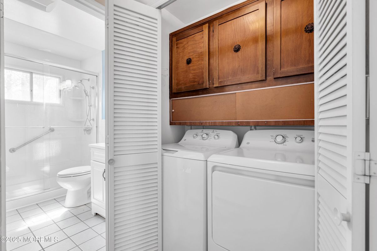 Bathroom, Interior, Utility Closets, Washer