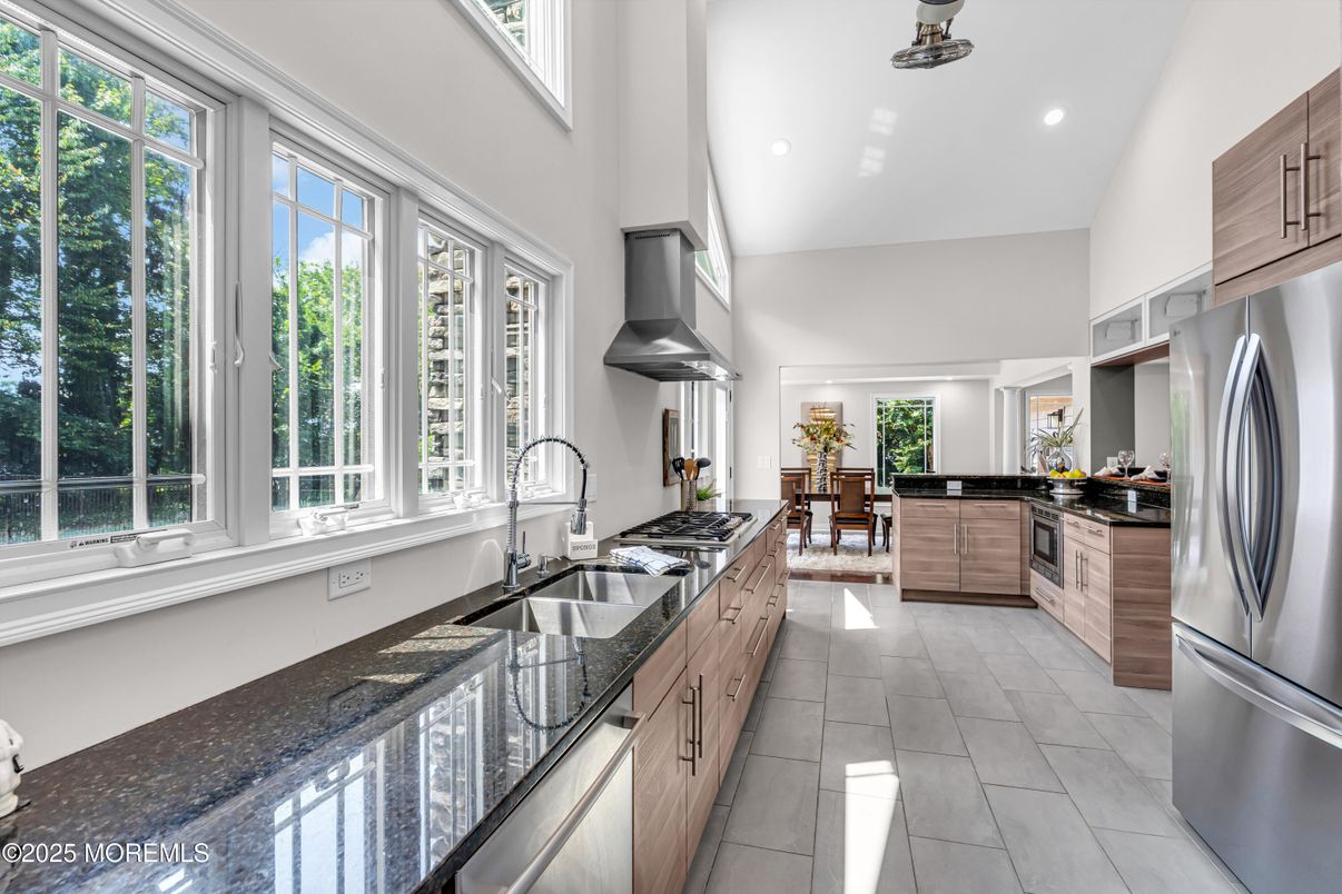 Interior, Kitchen, Marble, Recessed Lighting