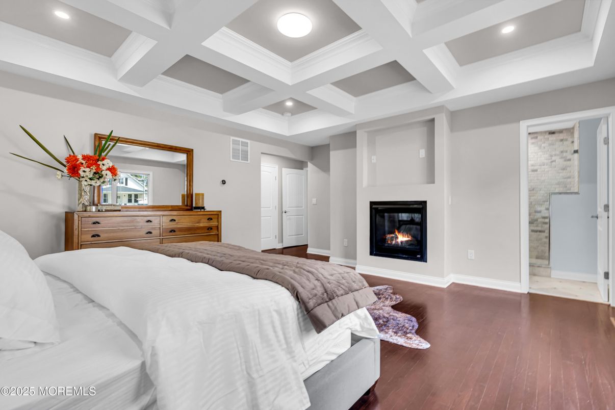 Bedroom, Fireplace, Interior, Recessed Lighting, Wood Texture Flooring