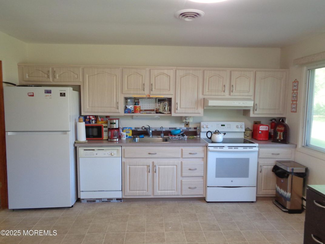 Interior, Kitchen