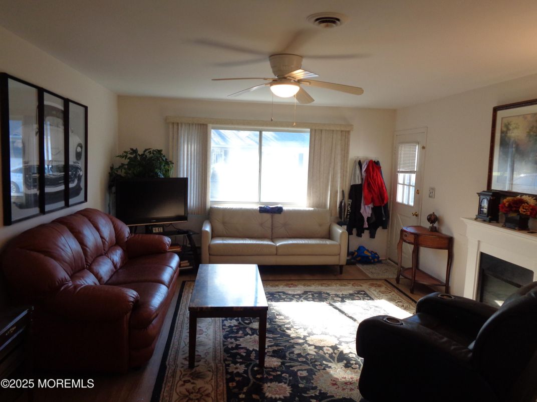 Fireplace, Interior, Living room