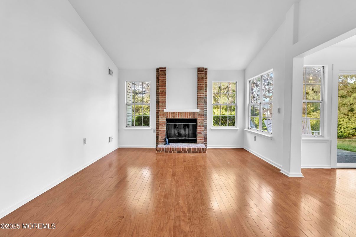 Empty room, Fireplace, Interior, Wood Texture Flooring