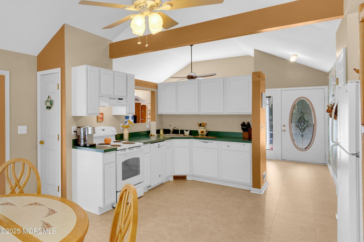 Interior, Kitchen, Washer
