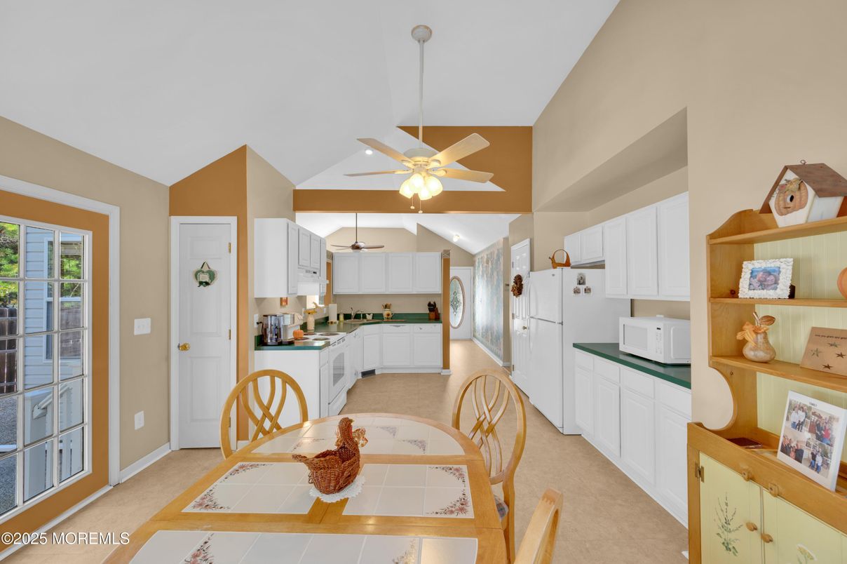 Dining room, Interior, Kitchen