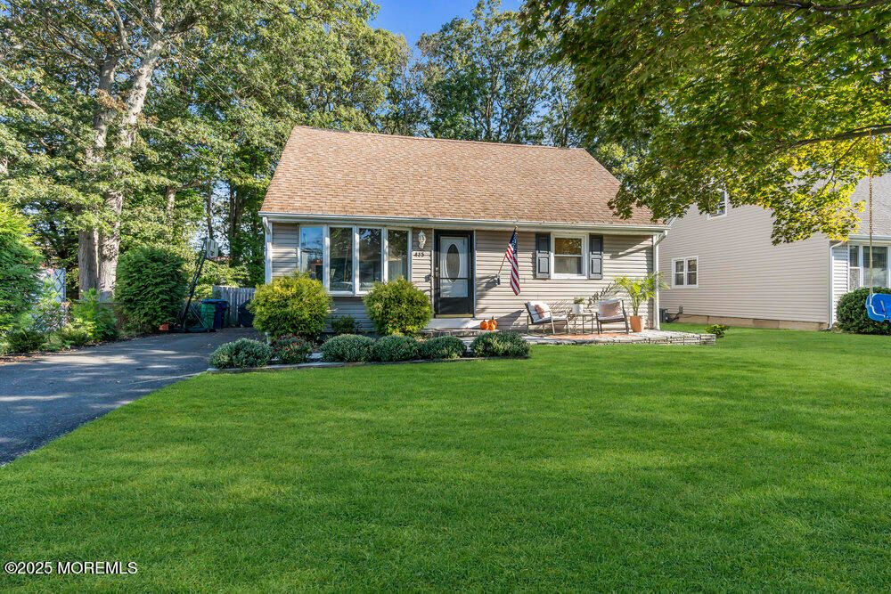 Backyard, Exterior, Facade, Cape Cod