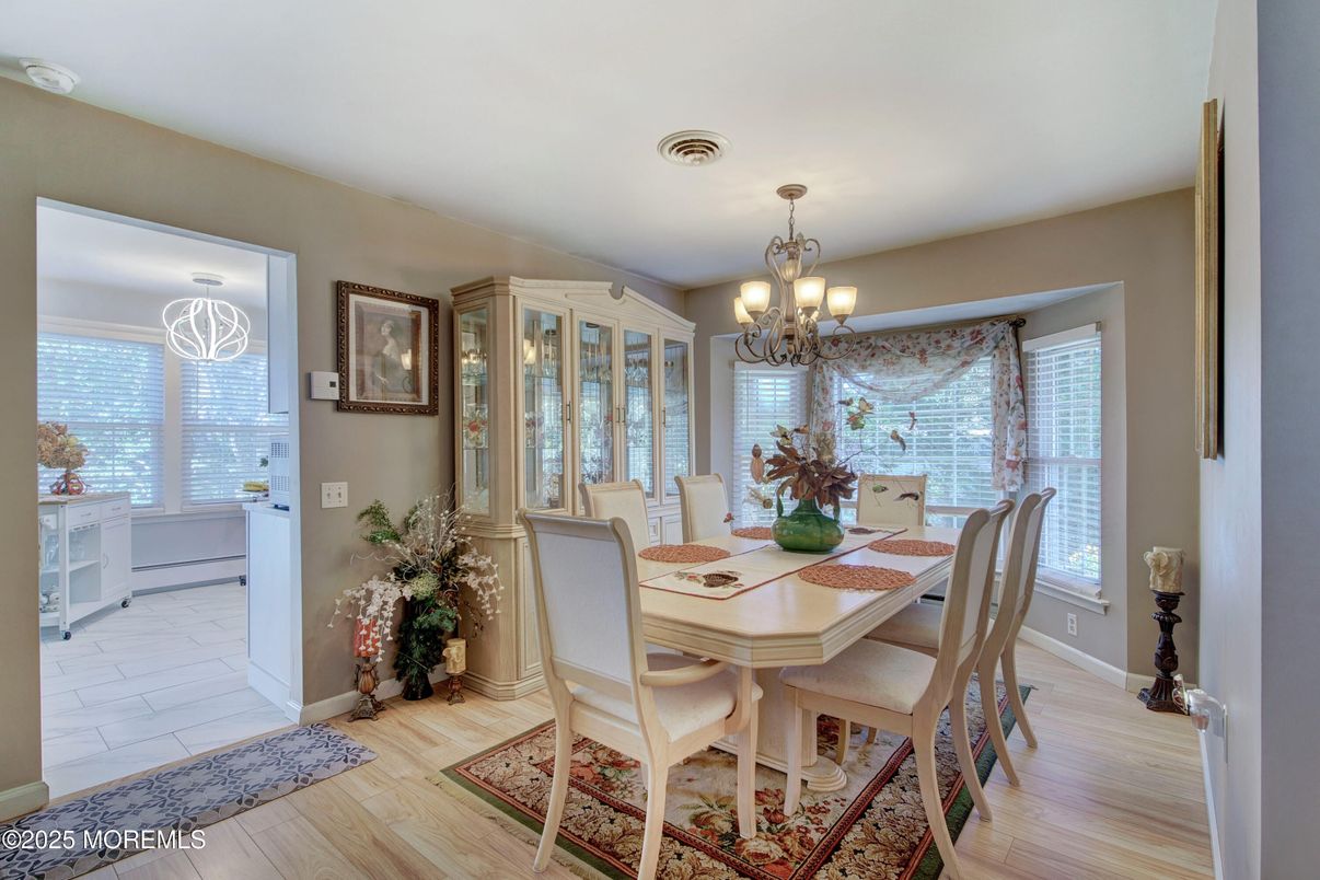 Chandelier, Dining room, Interior, Wood Texture Flooring