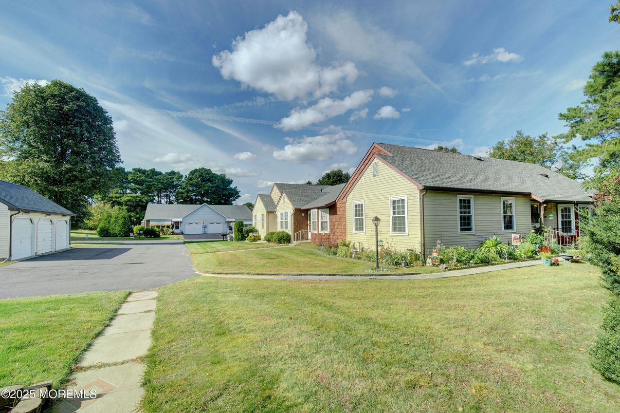 Backyard, Detached Garage, Exterior, Facade, Brick Facade, Cape Cod