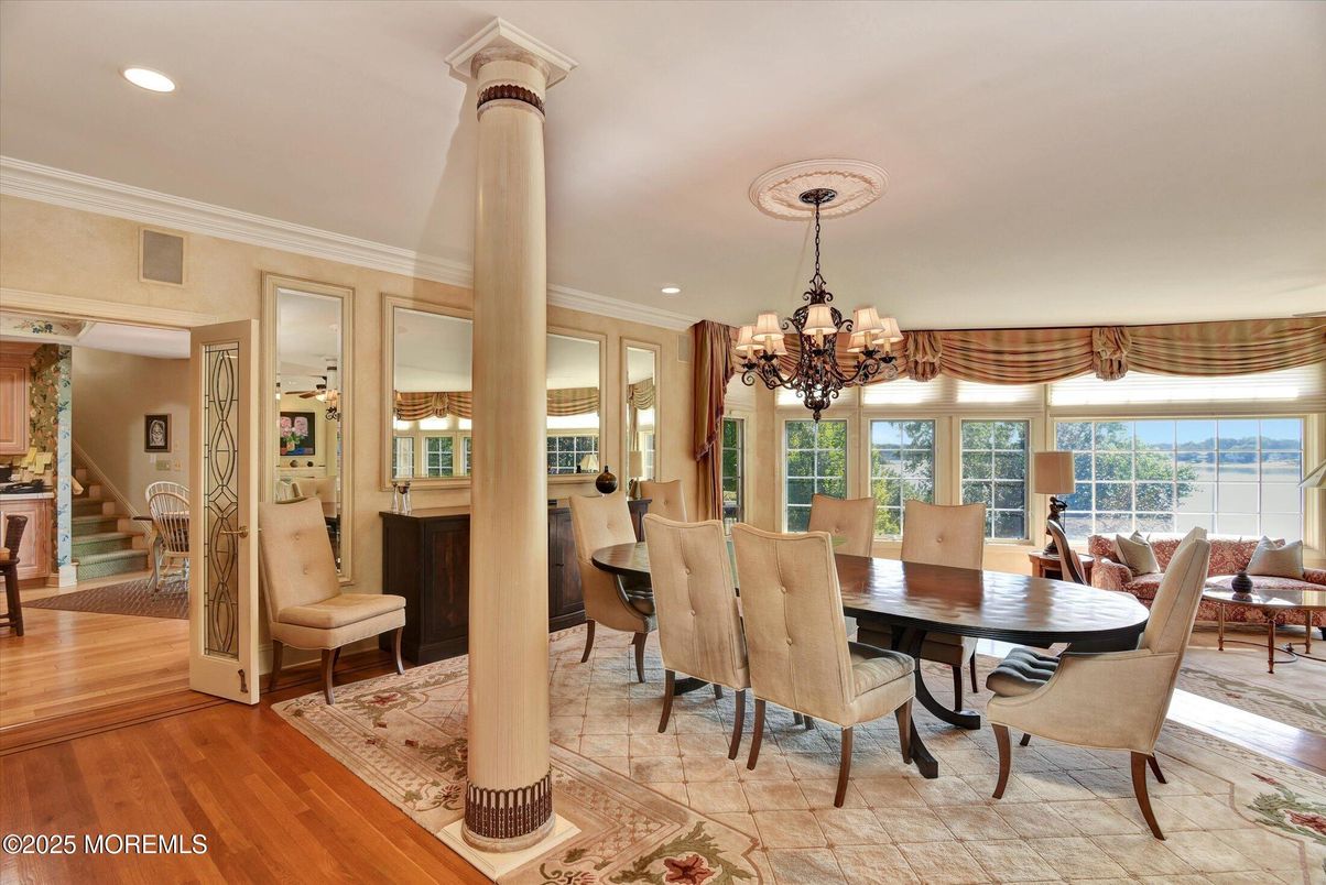 Chandelier, Dining room, Fireplace, Interior, Recessed Lighting, Wood Texture Flooring