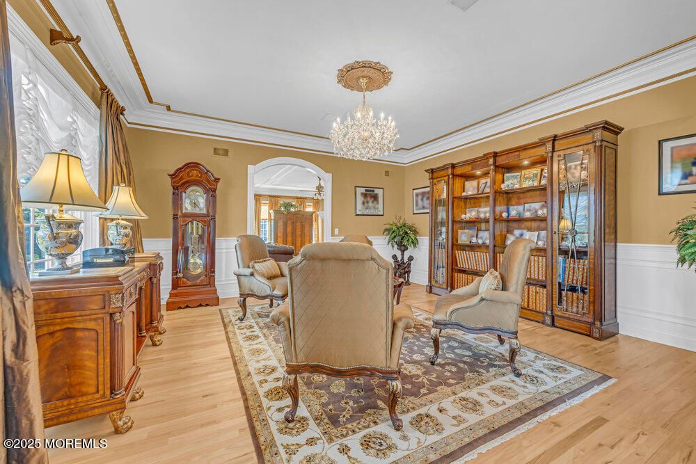 Chandelier, Interior, Wood Texture Flooring