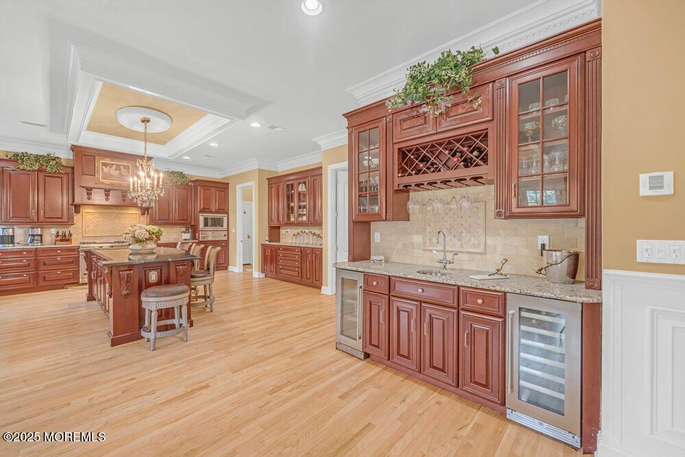 Chandelier, Dining room, Interior, Kitchen, Recessed Lighting, Wood Texture Flooring