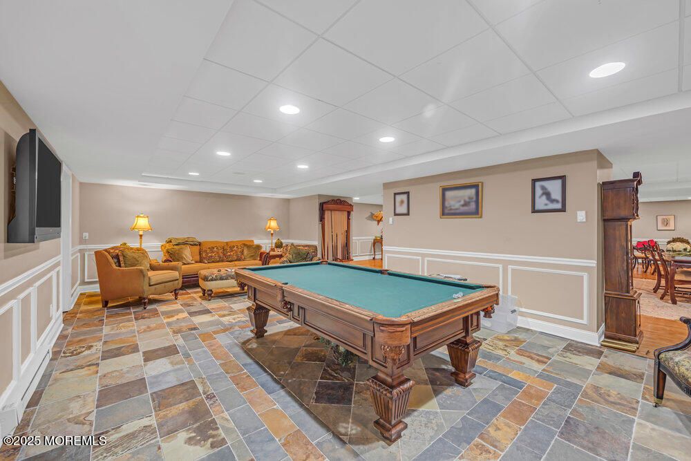 Billiard Table, Game Room, Interior, Recessed Lighting